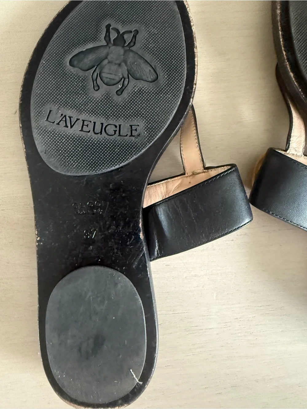 Authentic Gucci Black Leather GG Gold-Logo Thong Sandals